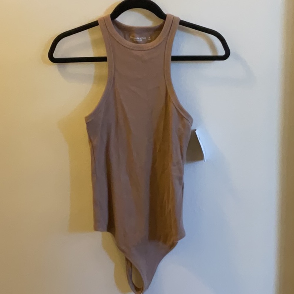 Abercrombie & Fitch Rib Fabric Racerback Bodysuit in Brown/tan. Size Medium.